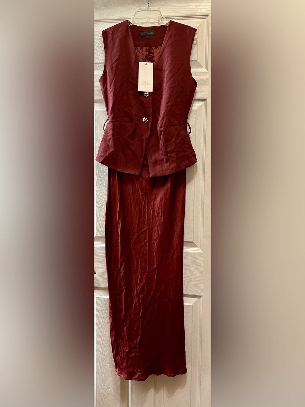 Women's Elegant Burgundy Peplum Maxi Skirt - Picture 6 of 8
